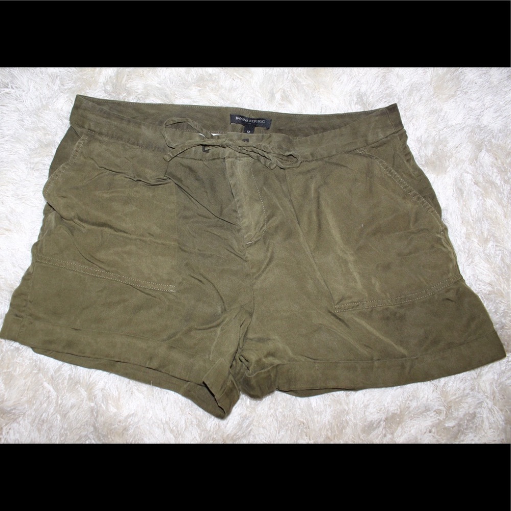 Banana Republic Shorts